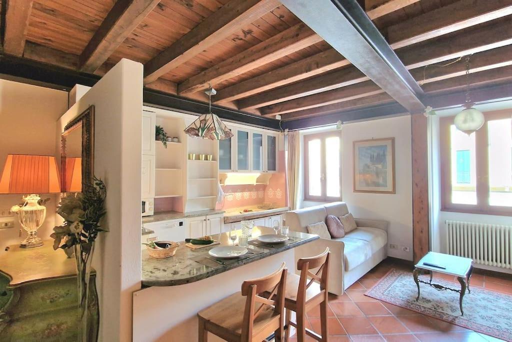 Ca' Dinora Appartamenti Bardolino Esterno foto