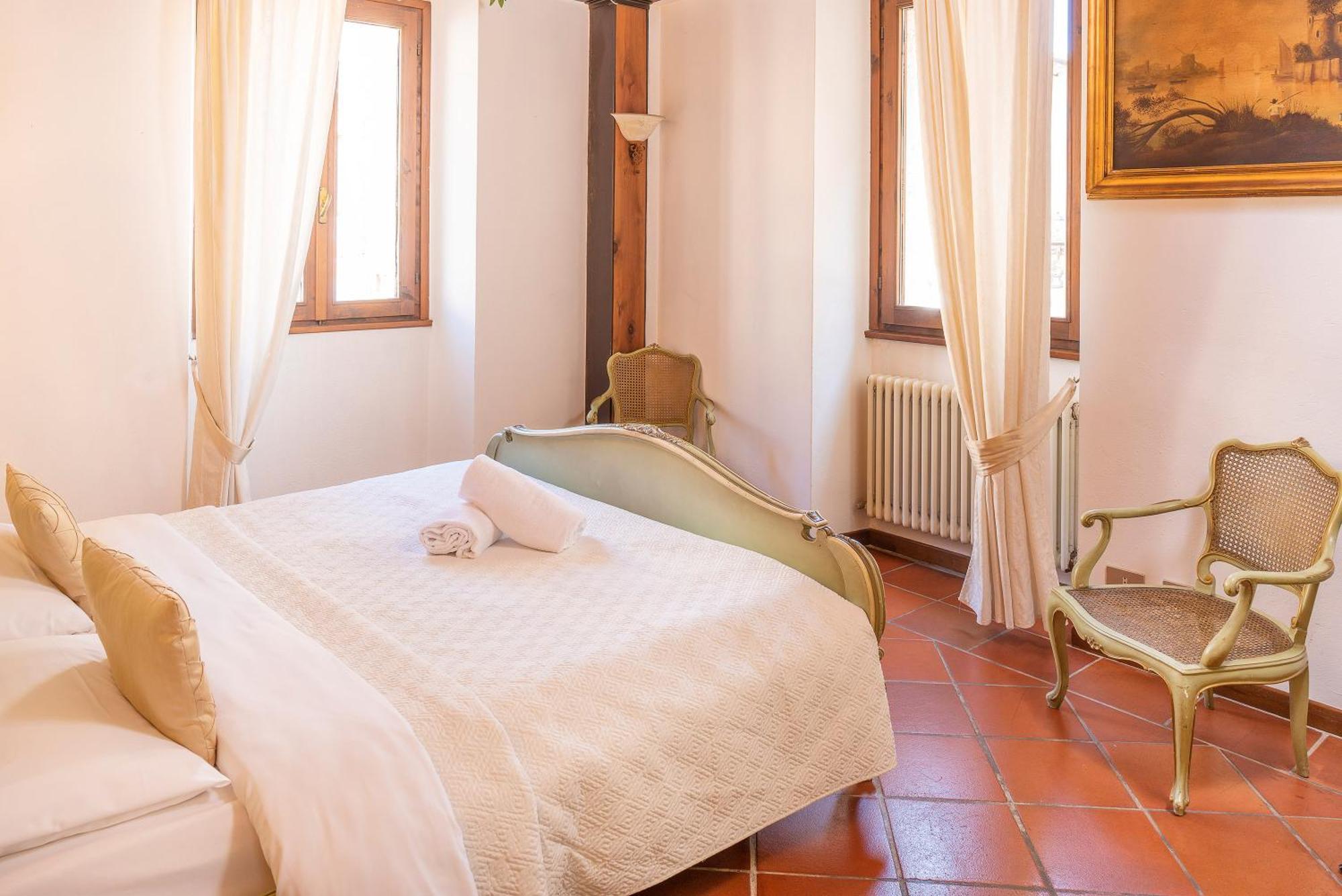 Ca' Dinora Appartamenti Bardolino Esterno foto