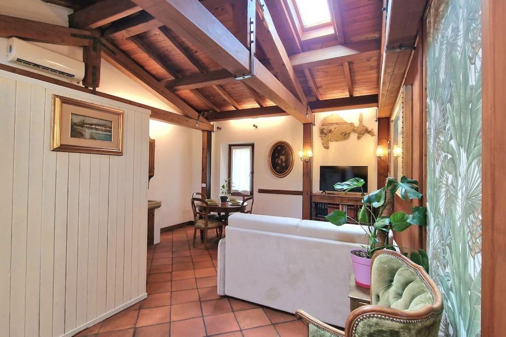 Ca' Dinora Appartamenti Bardolino Esterno foto